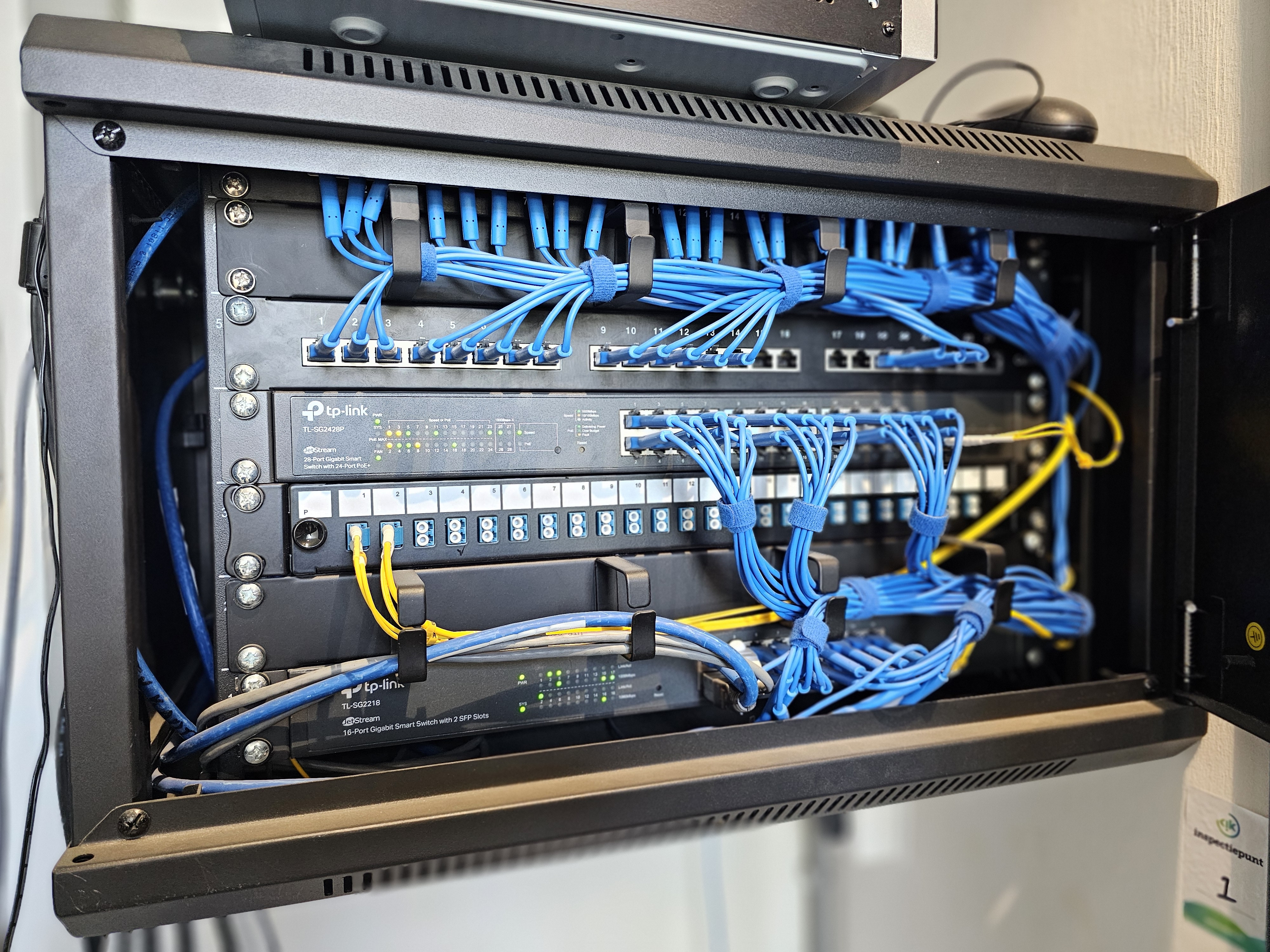 Patchkast met TP-Link Omada apparatuur